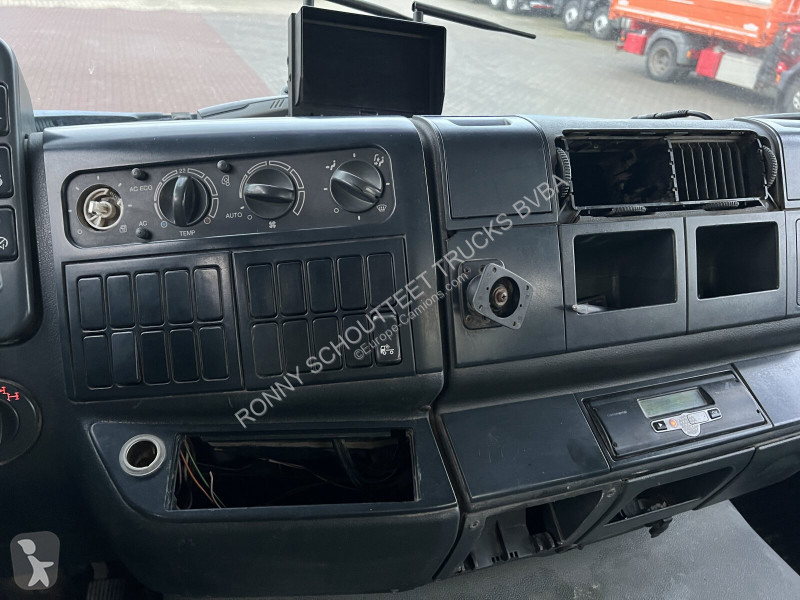 Vrachtwagen MAN TGA 35.410 8x4 BB TGA 35.410...