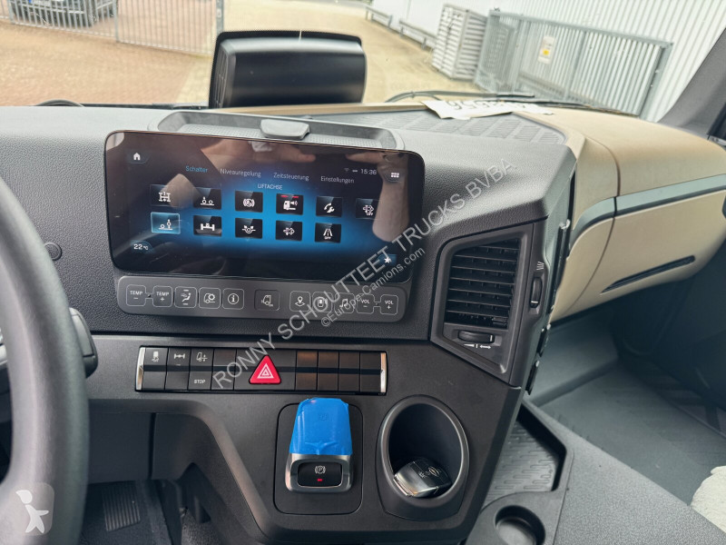 Kamion Mercedes Actros 2545 L 6x2 Actros 2545 L...