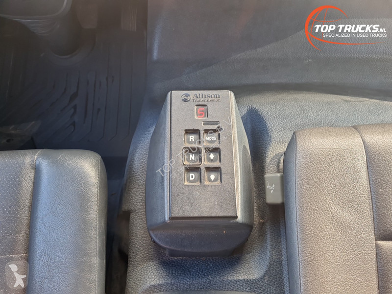 Kamion Mercedes 1325 1.600 ltr -Brandweer,...