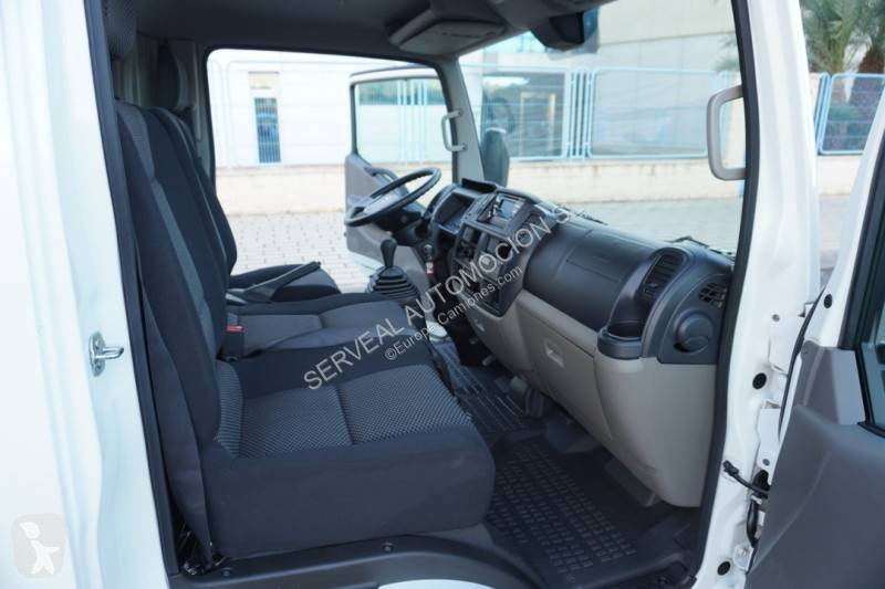 شاحنة Nissan
