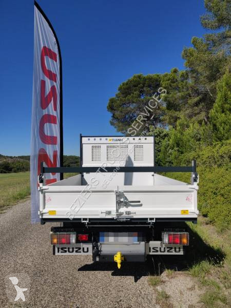 Furgoneta Isuzu