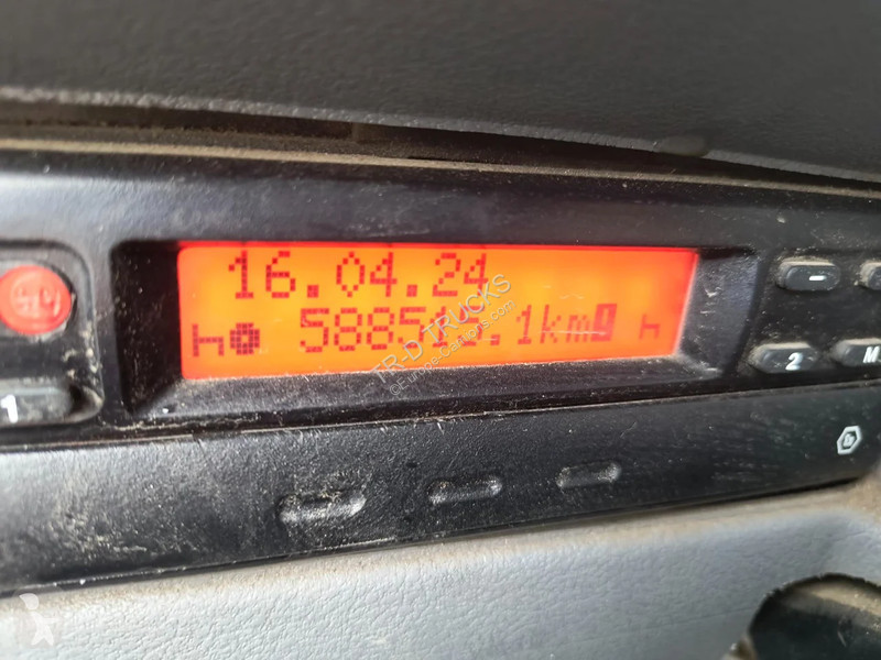 Camion Renault 320 13000L FUEL / CARBURANT - 4...