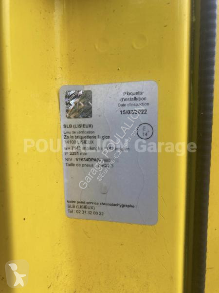 Vägmaskiner Renault ENGIN DE VOIRIE AVEC...