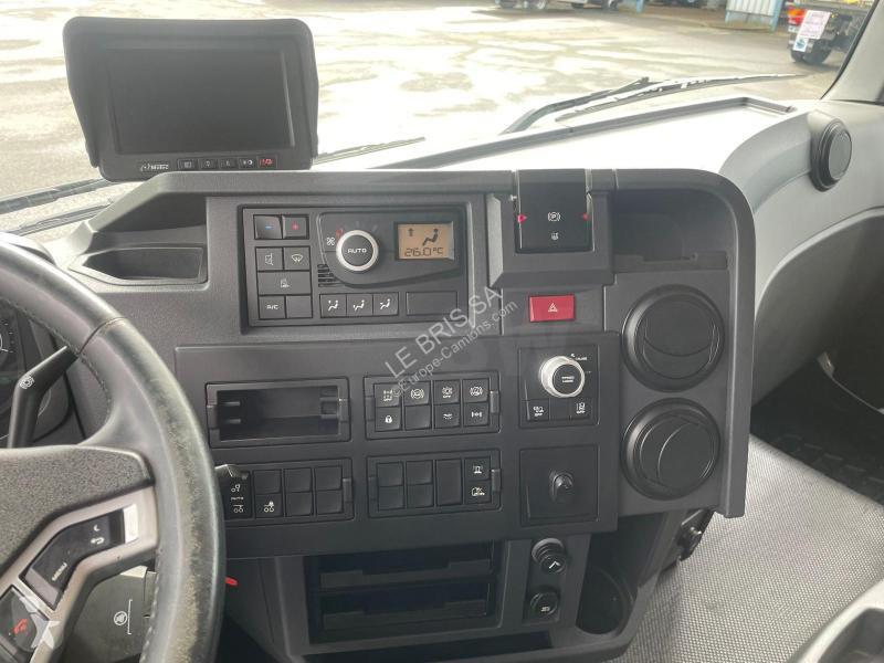Vrachtwagen Renault 380 Gamme T