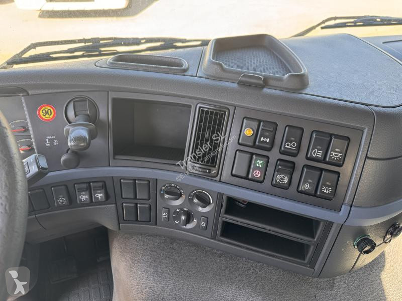 Kamion Volvo 360 FM