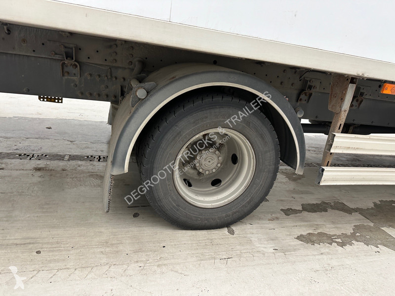 Camion Volvo 210