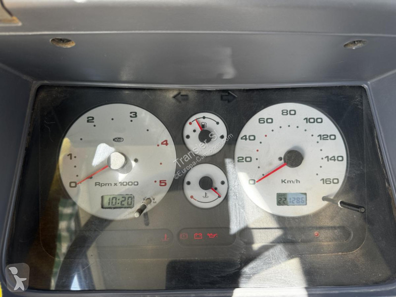 Camión Nissan E