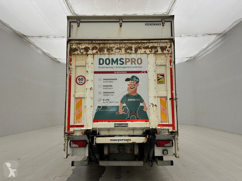 Camion Scania 230