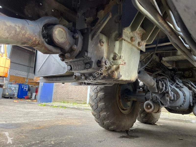 Vrachtwagen Mercedes Open Box 6x6 V8 Full Steel...