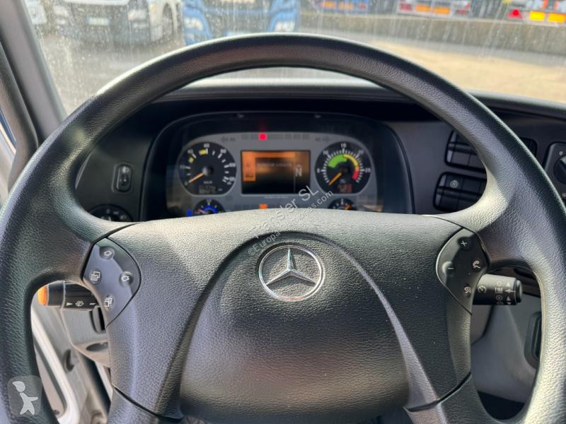 Kamion Mercedes 4144