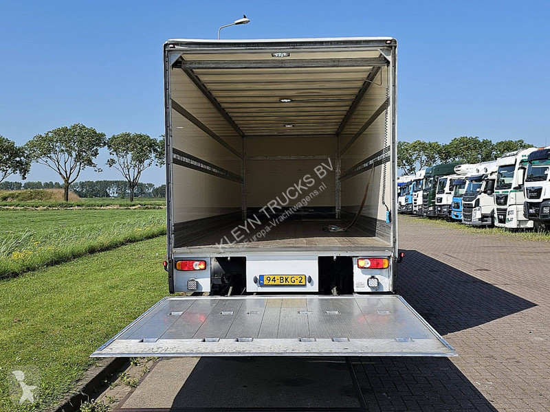 Camión DAF 230 11.9T AIRCO LIFT