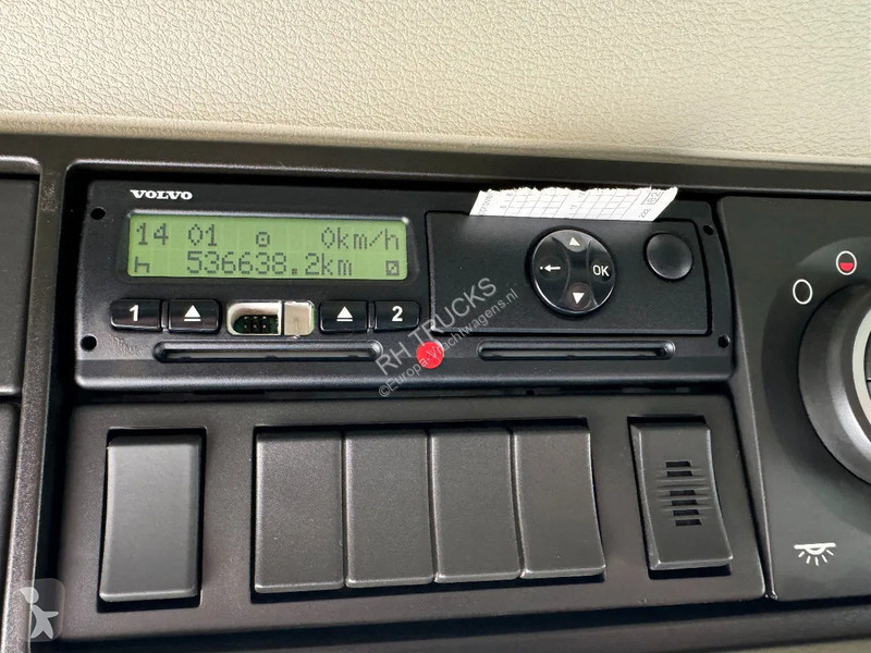 Kamion Volvo 460 8X4 PALFINGER PK53002 + FLY...