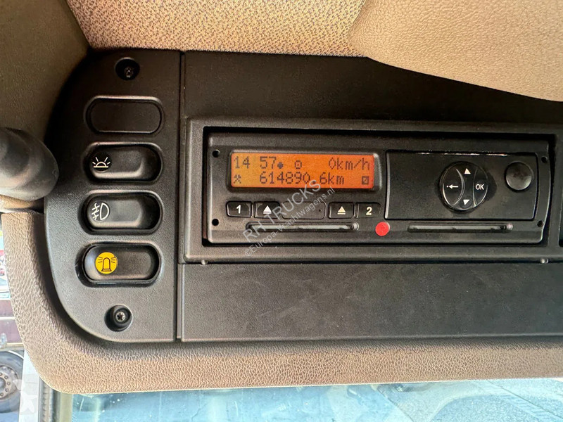 Kamion DAF 85360 8x2 + HIAB 422E8 REMOTE CONTROLE