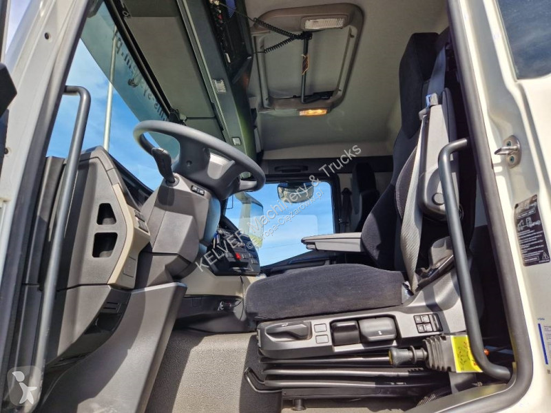 Lastbil MAN TGS 8x6 kipper