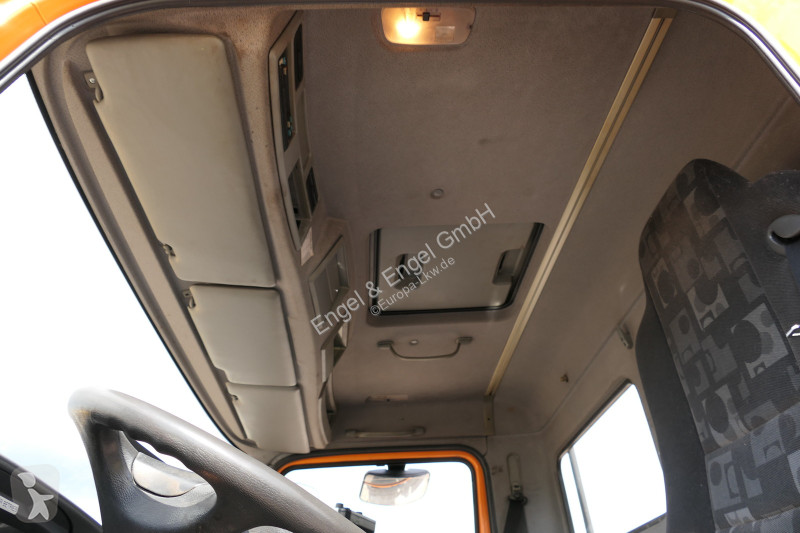 Kamion Mercedes 1828 AK Kran Axor-R Atlas 85.2...