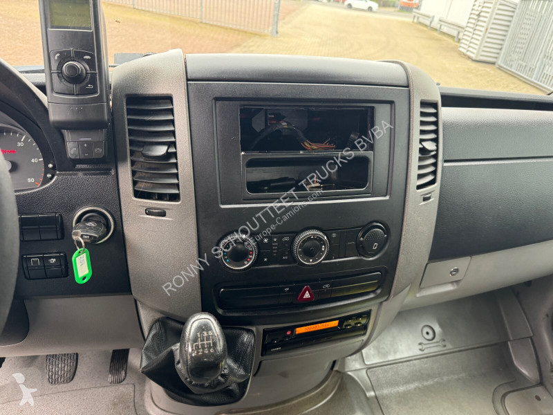 Véhicule utilitaire Mercedes Sprinter 310 CDI...