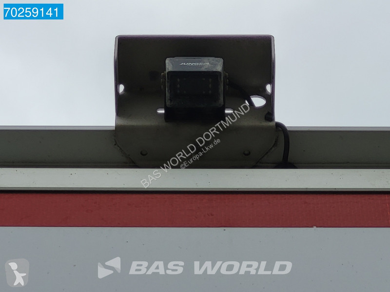 Camion Mercedes 816 4X2 7.49t Thermoking B-100...