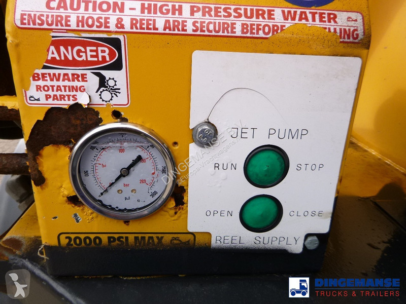 Camion DAF 55220 4x2 RHD Whale vacuum tank 7.5 m3