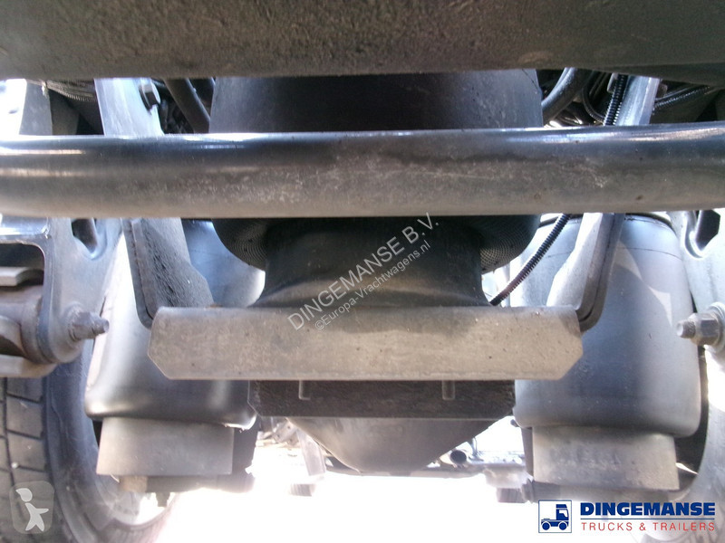 Kamion Renault 370 6x2 chassis