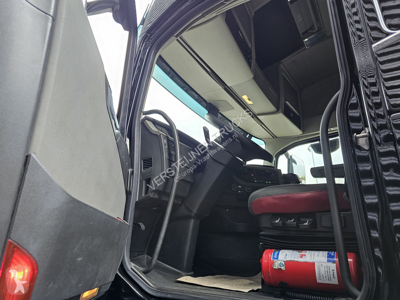 Camion Volvo FH500 / AUTOTRANSPORT / LOHR...