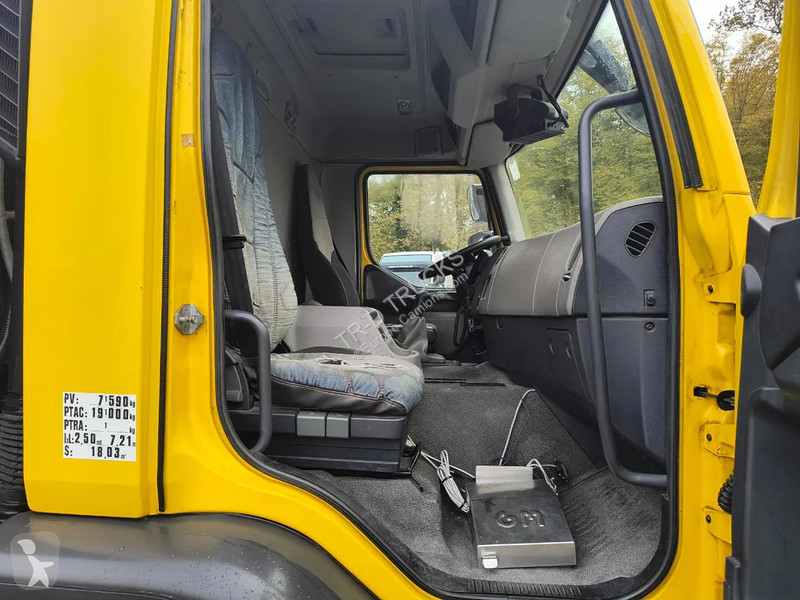 Kamion Renault 270 DXI 13500L FUEL/CARBURANT -...