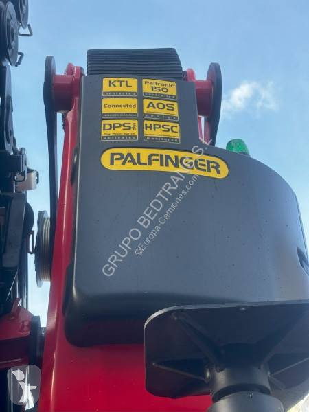 Kamion Renault Con pluma