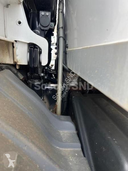 Camion MAN 8.220