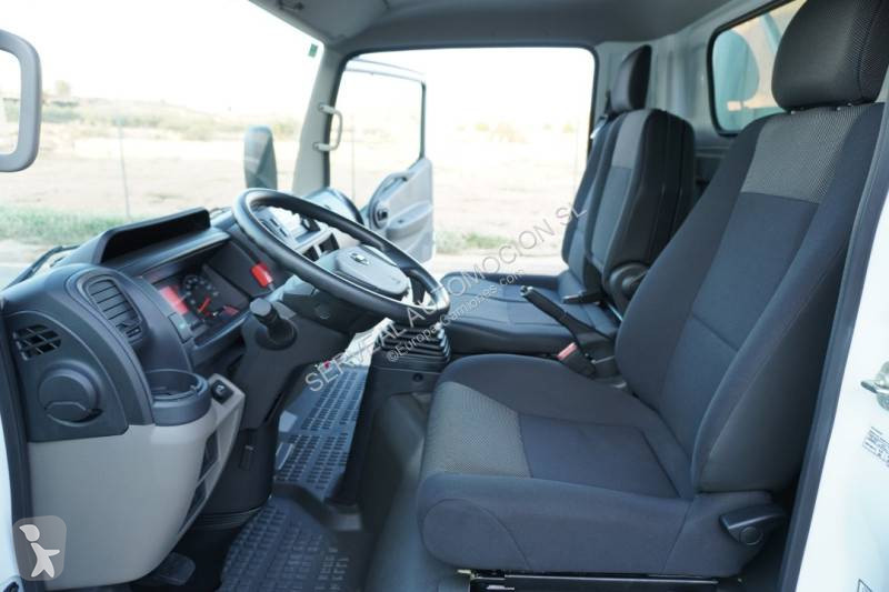 شاحنة Nissan