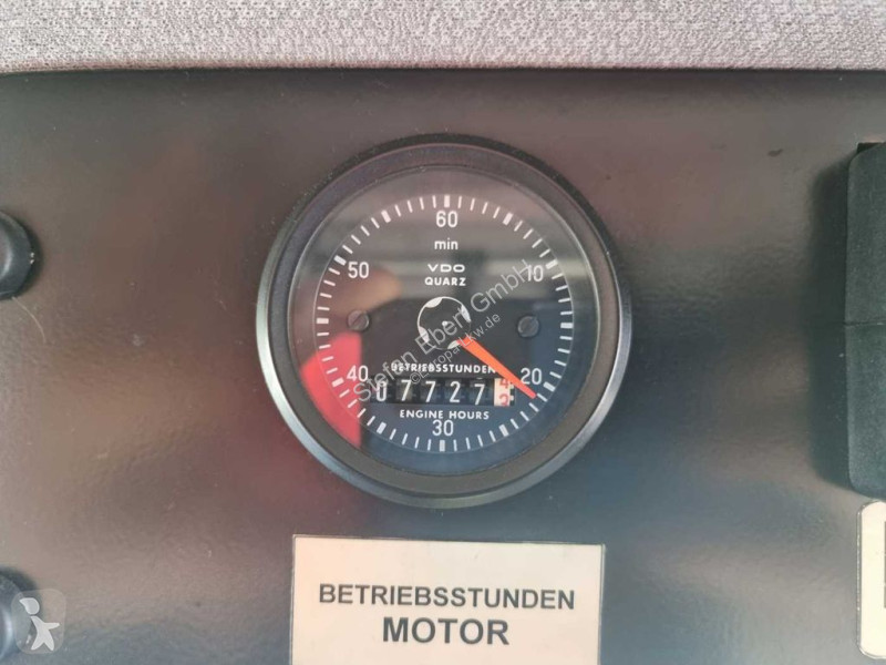 Kamion MAN LC Metz DLK 23-12 Feuerwehr Drehleiter