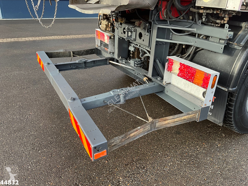 Camión Mercedes 4141 8x4 Kroll Saug/Spul aufbau