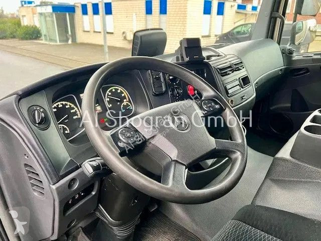 Kamion Mercedes 1218 Carrier Supra...