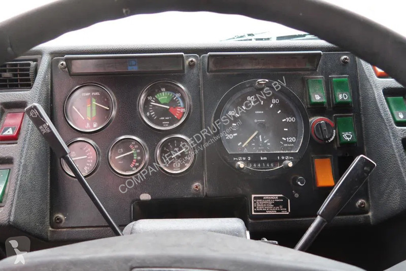 Kamion Volvo F 12 -20 - 1986 - Horse transport...