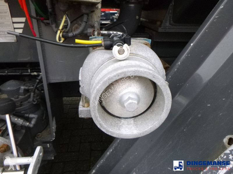 Camion MAN TGS 6X2 RHD fuel tank 20 m3 / 4 comp