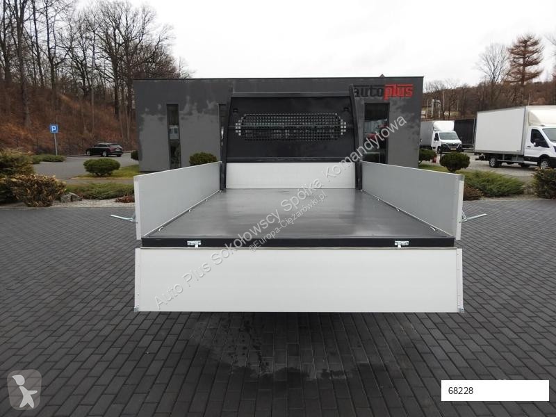Véhicule utilitaire Peugeot BOXER SKRZYNIA...
