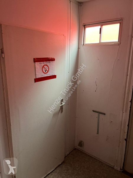 Uitrusting voor vrachtwagens    Abrollcontainer...