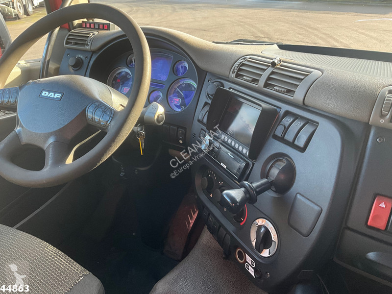 Camion DAF FAQ 85  460 HMF 16 Tonmeter Z-kraan