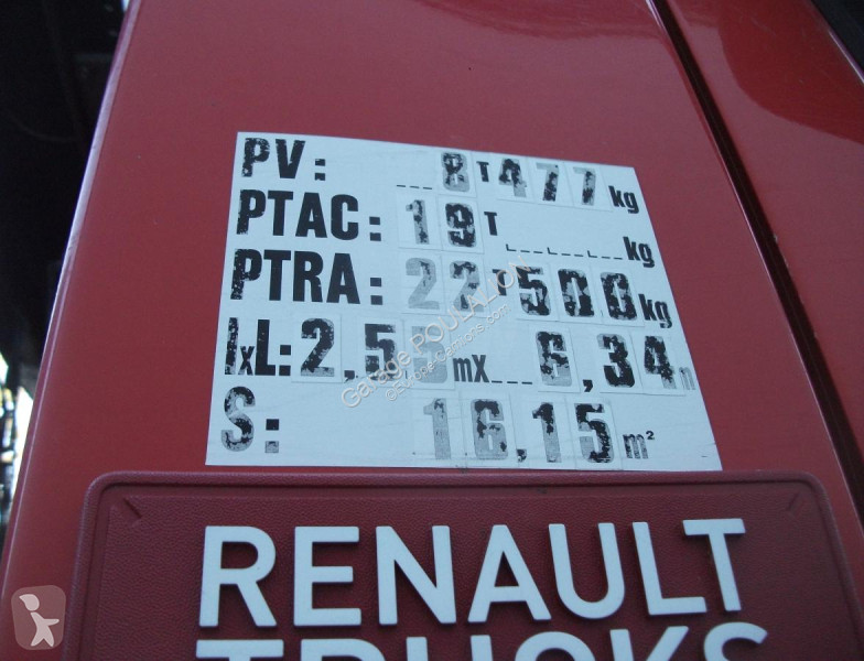 Kamion Renault Empattement court: 3m80 PREMIUM...