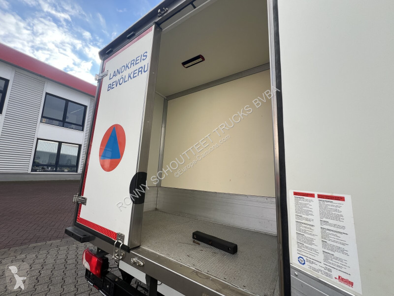 Camion Mercedes Sprinter 515 4x2 Doka Sprinter...