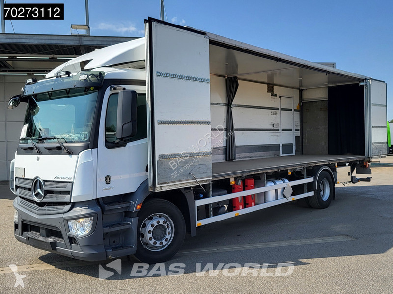 Kamion Mercedes 1827 4X2 2.000kg Ladebordwand...