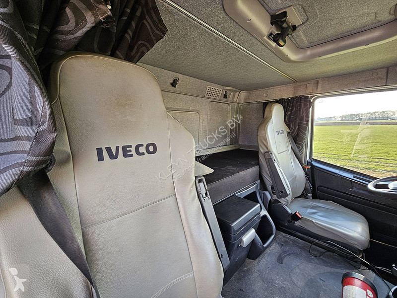 Kamion Iveco AT260T45 TRAKKER HIAB XS144