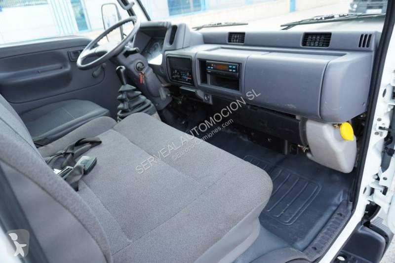 Camion Nissan
