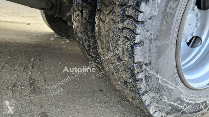 Kamion Renault MIDLUM 180 DCI / 2004 / rampe