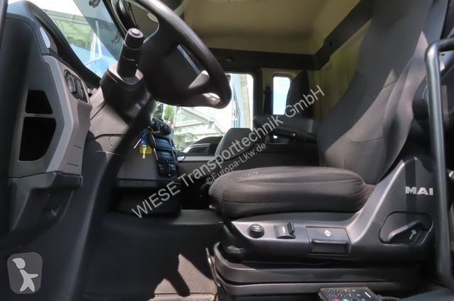 Camion MAN 26.500 6x2 - Baustoff - HIAB Kran