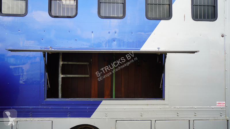 Camion Volvo FL 6-9 HORSE TRANSPORT 341.000KM...