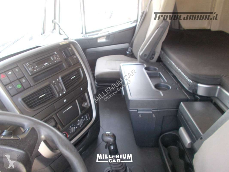 Camion Iveco AUTOTRENO BIGA FURGONE EURO 6
