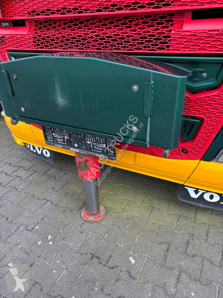 Kamion Volvo 500 8X4 Euro 6 Fassi 1350 + Fly jib