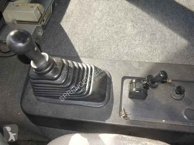 Kamion Volvo FL 240 220PK 12000 LITER STEELSPRINGS
