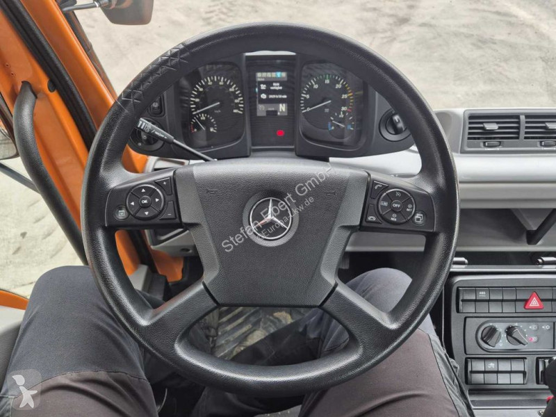 Camion Mercedes U423 4x4 Hydrostat Zapfwelle