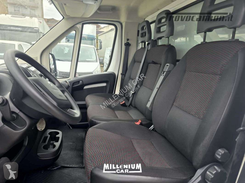 Veicolo commerciale Peugeot 2021 FURGONE 4,40...