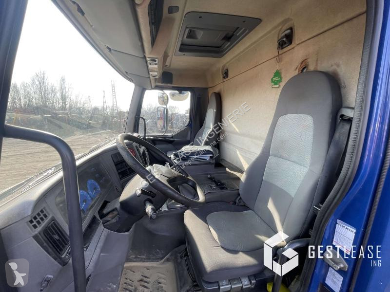 Camião Renault 320 DCI